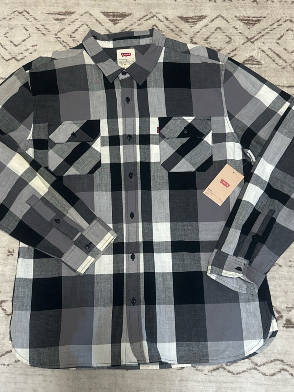 Levi's NWT Men's Black & Gray Cotton Plaid Button-Up Shirt